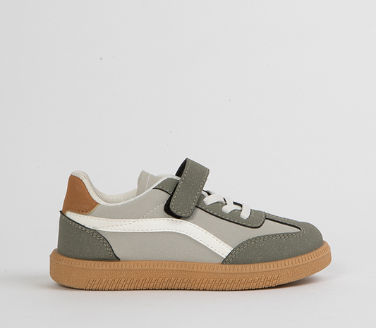 Flat Sneaker