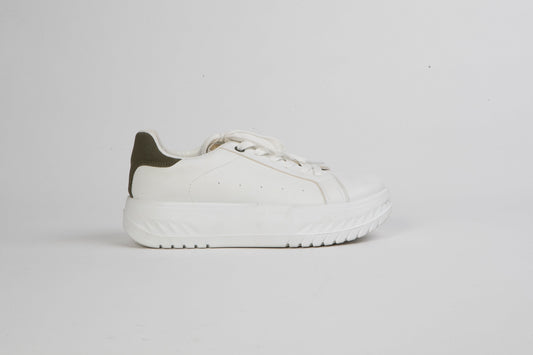 Flatform Sneaker
