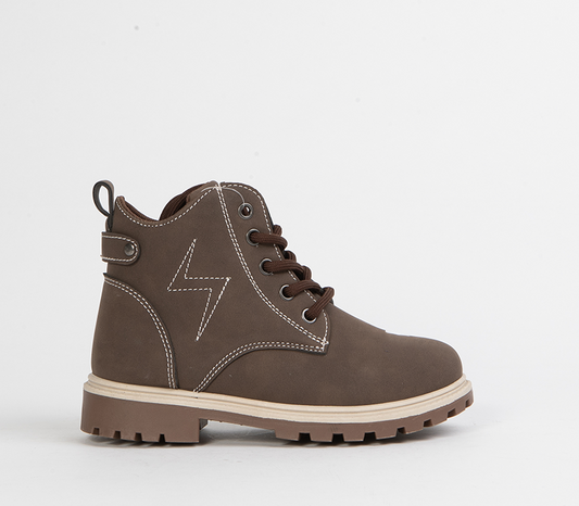 Flat ankle boot