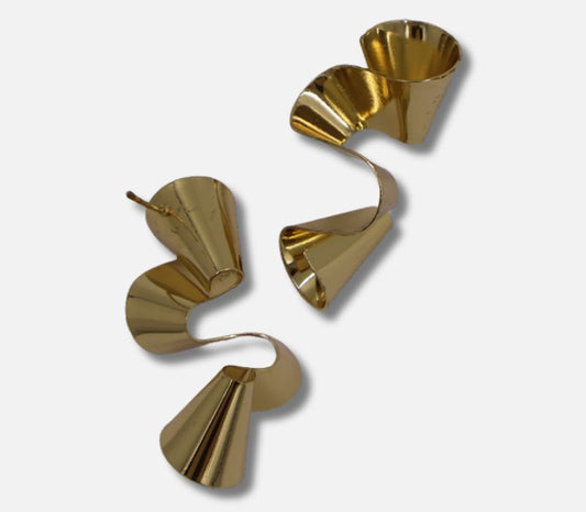 Drop earrings