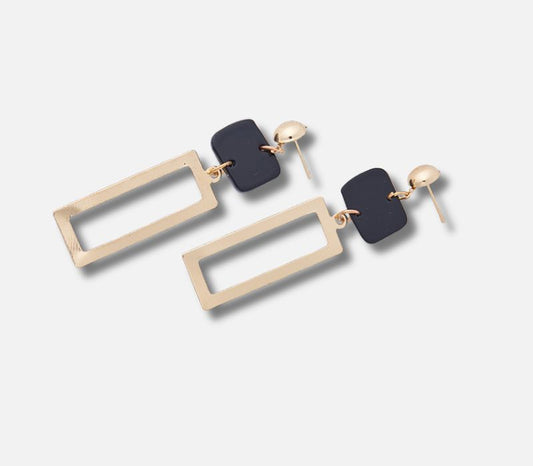 Dangle earrings