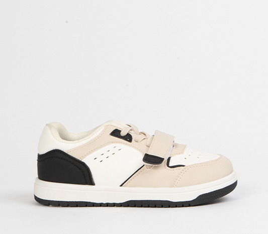 Flat Sneaker