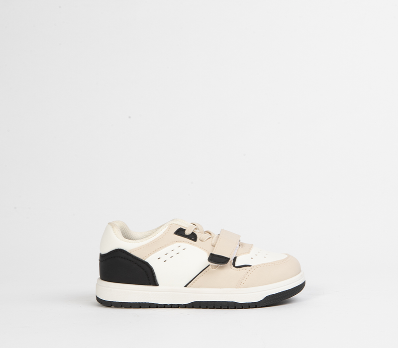 Flat Sneaker
