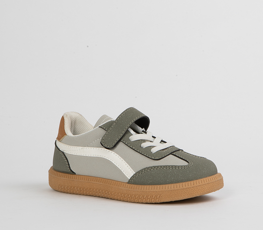 Flat Sneaker