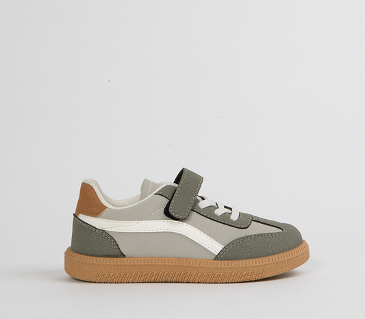 Flat Sneaker