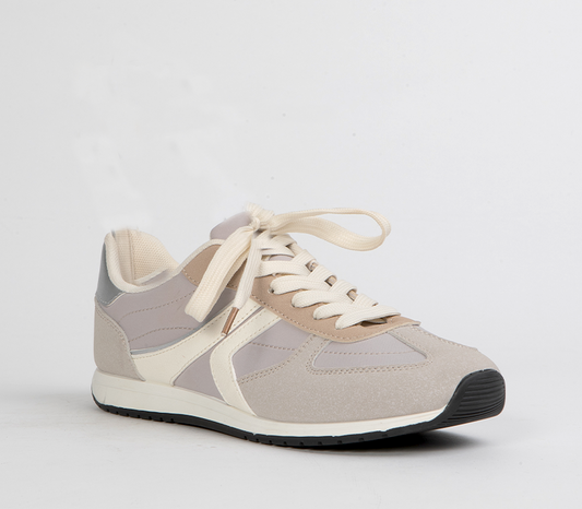 Athleisure sneaker