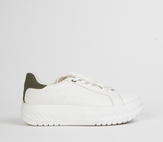 Flatform Sneaker