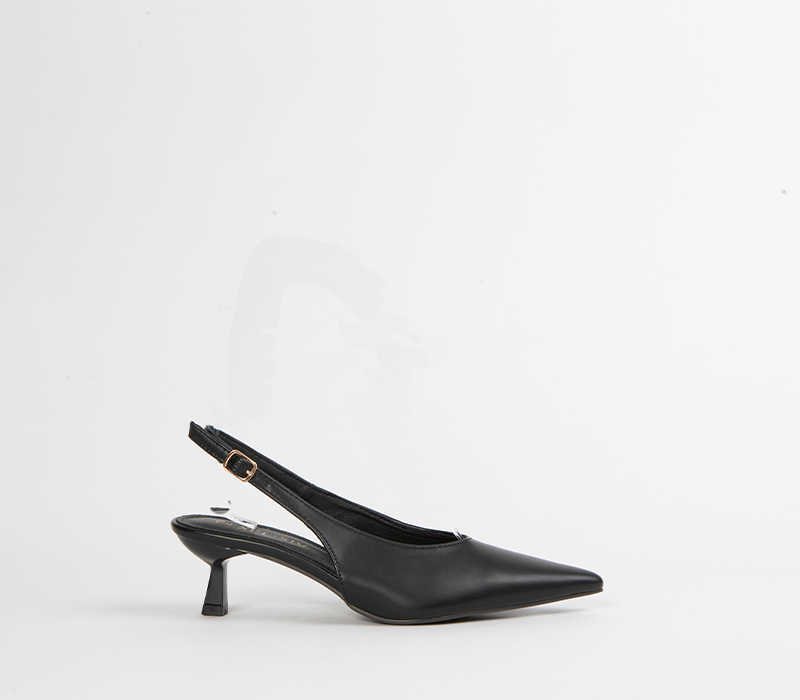 Kitten heel