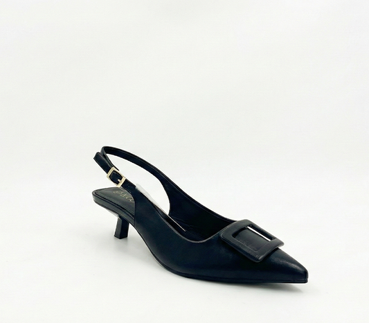 Kitten heel slingback