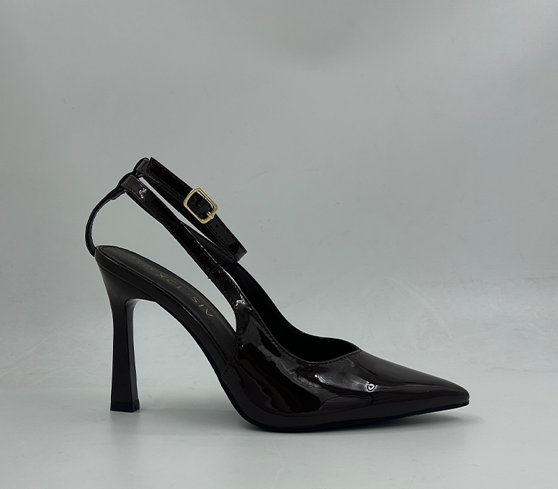 Stiletto mule