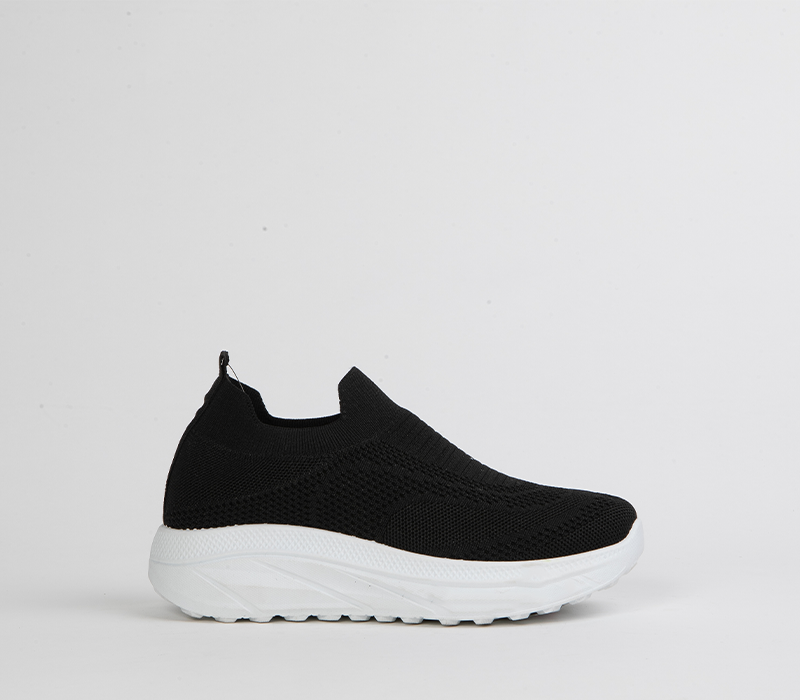 Knit sneaker