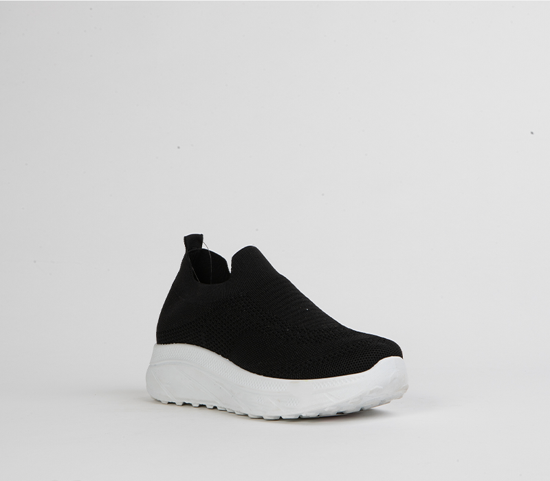 Knit sneaker