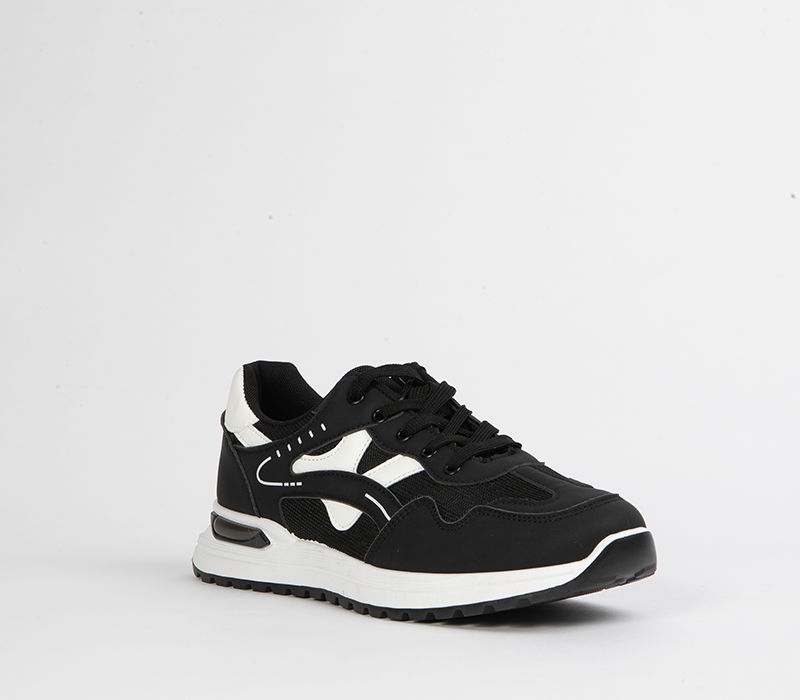 Athleisure sneaker