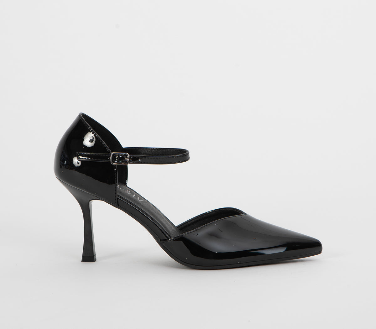 Stiletto Court