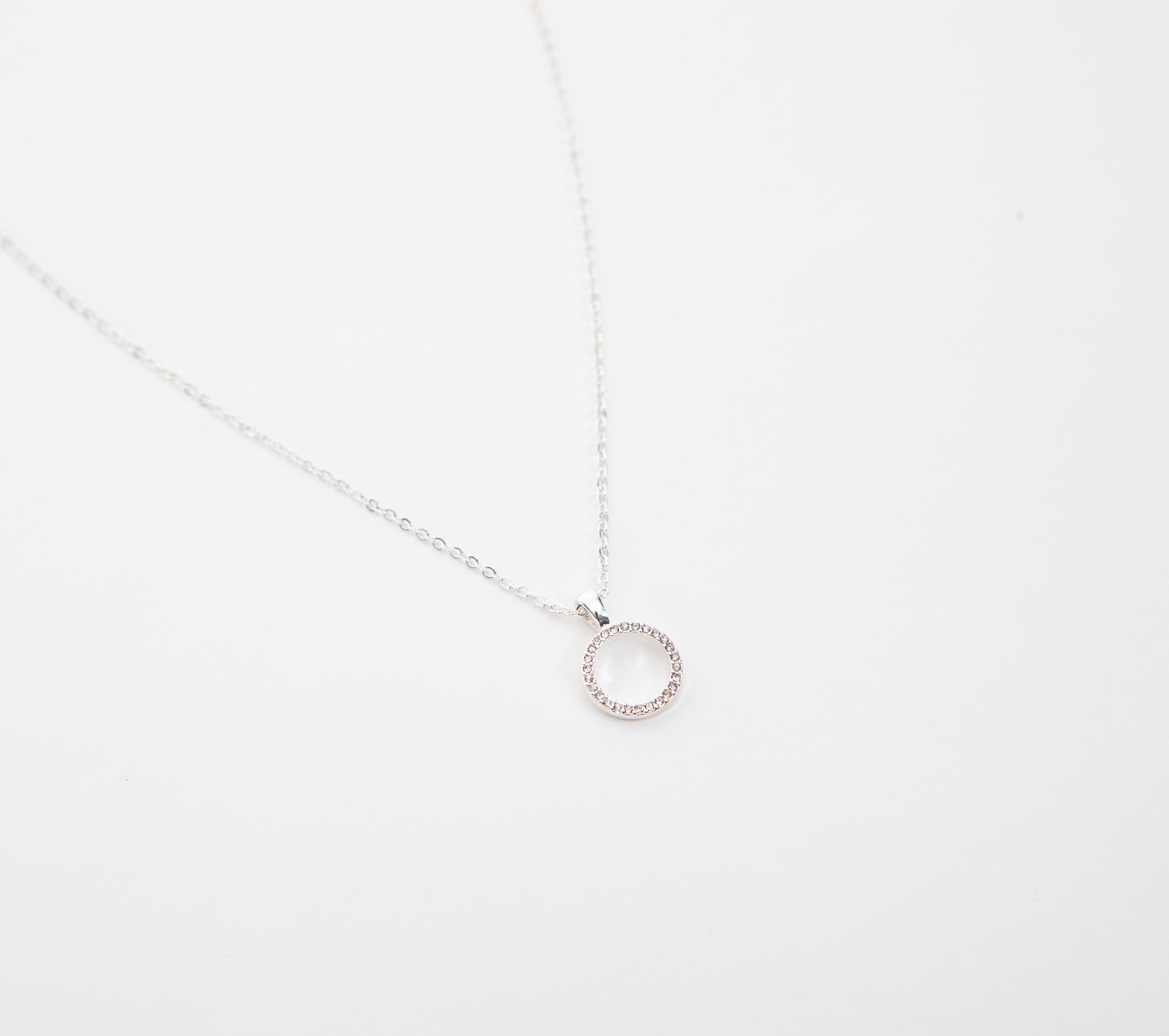 Single Neckless