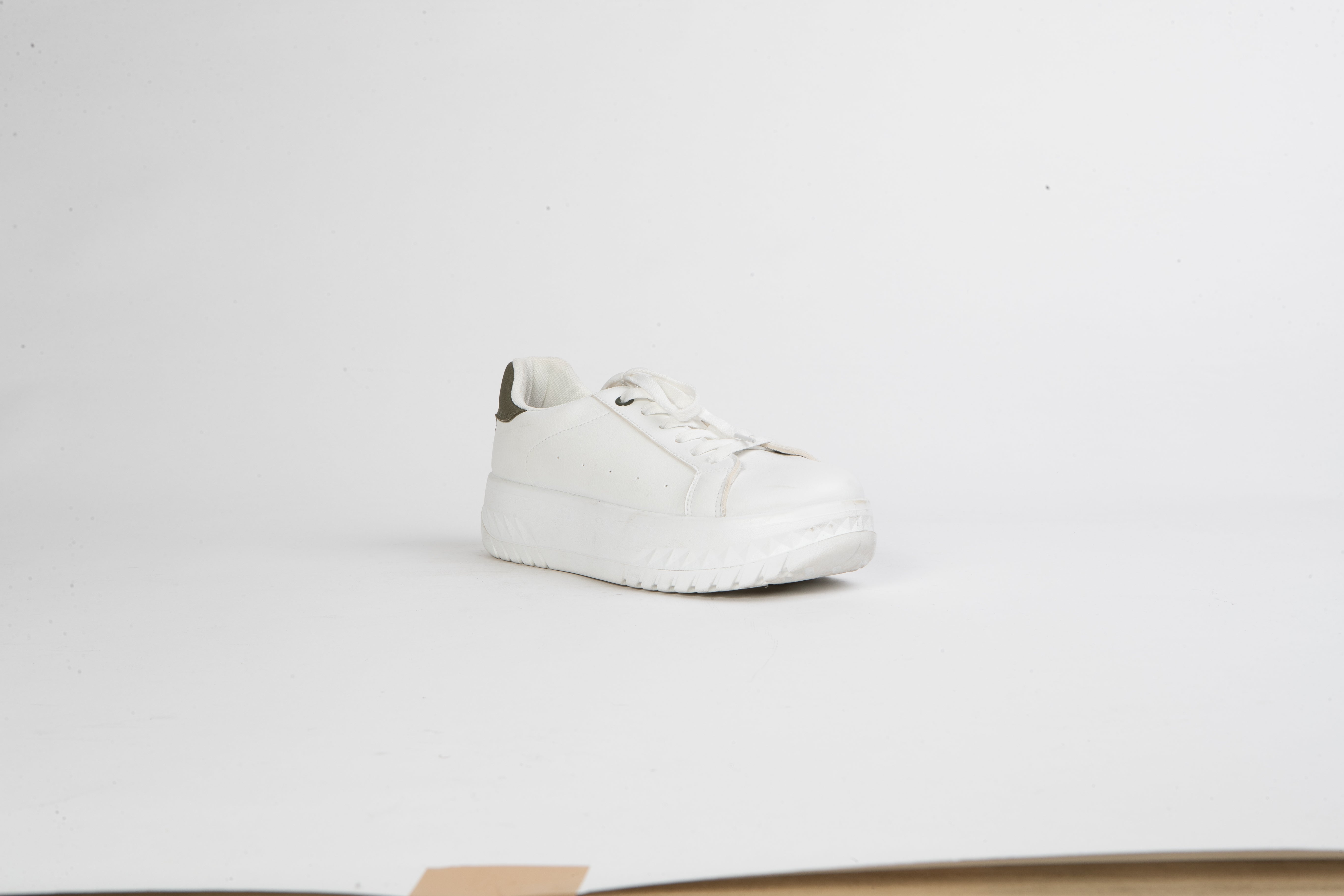 Flatform Sneaker