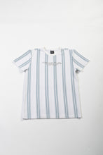 Load image into Gallery viewer, T-shirt
