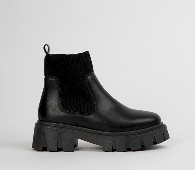 Black Chunky Chelsea Boots for Women
