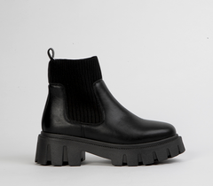 Black Chunky Chelsea Boots for Women