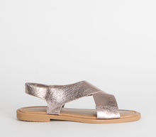 Load image into Gallery viewer, Sandal
