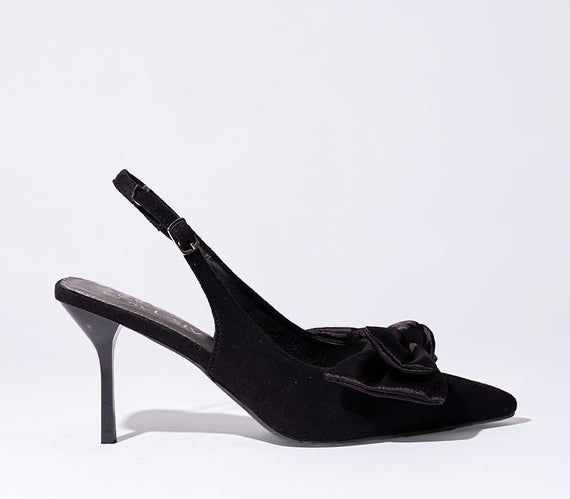 Pointed-Toe Court Heel