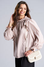 Load image into Gallery viewer, Blouse
