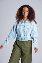 Load image into Gallery viewer, Denim jacket

