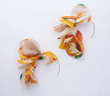 Load image into Gallery viewer, Earrings
