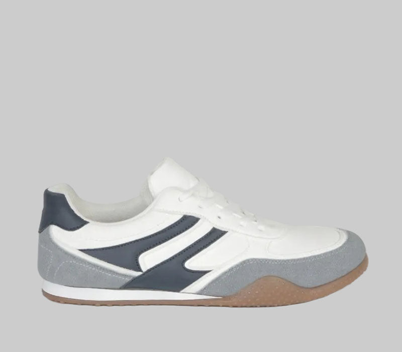 Flat Sneaker