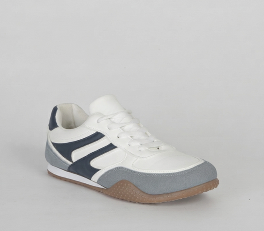 Flat Sneaker