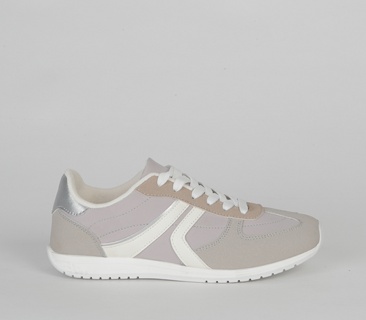 Athleisure sneaker