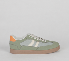 Flat Sneaker