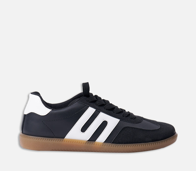 Flat Sneaker