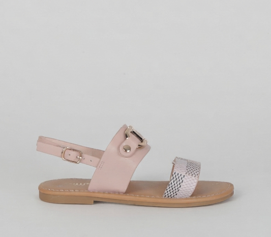 Sandal