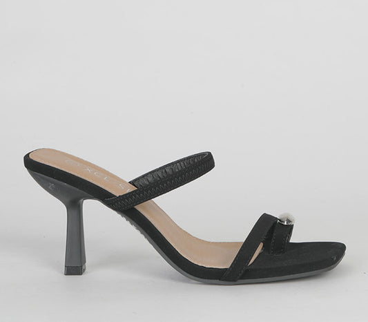Stiletto Push- In