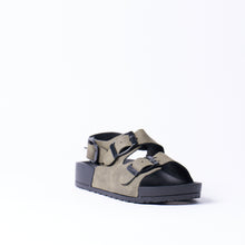 Load image into Gallery viewer, Moulded Slider
