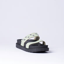 Load image into Gallery viewer, Moulded Slider
