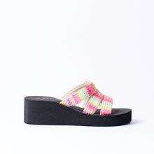 Load image into Gallery viewer, Eva Wedge Push In
