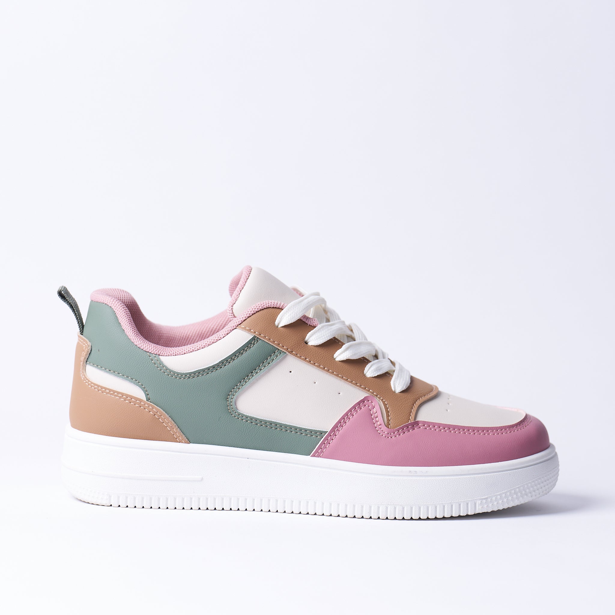 Flat Sneaker