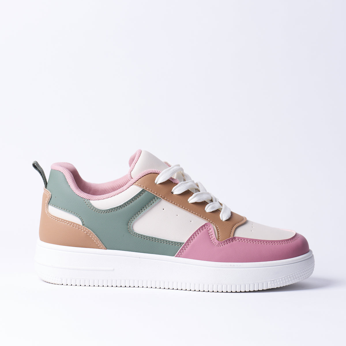 Flat Sneaker