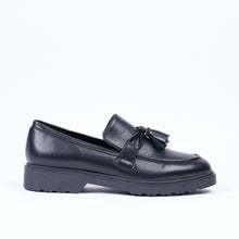 Load image into Gallery viewer, Flat Brogue
