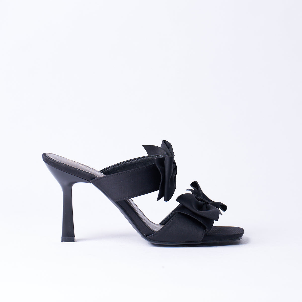 Stiletto push in