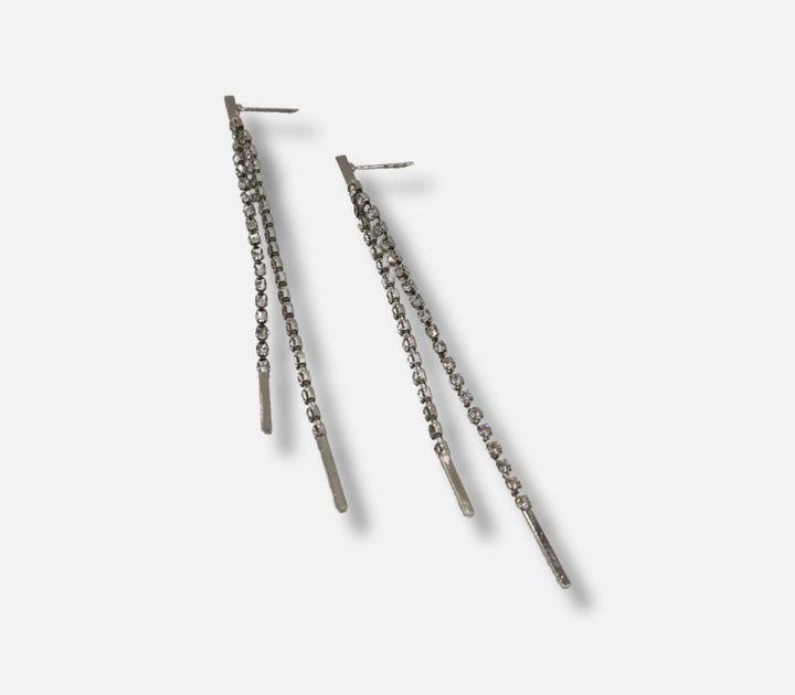 Dangle earrings