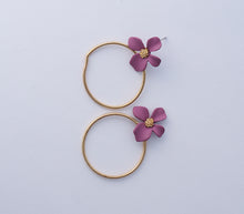 Load image into Gallery viewer, Earrings
