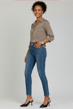 Load image into Gallery viewer, Shirt
