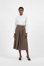 Load image into Gallery viewer, A-line skirt
