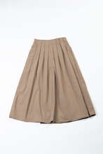 Load image into Gallery viewer, Skirt
