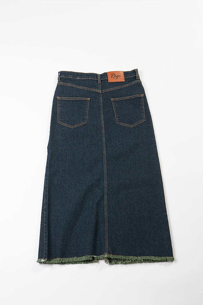 T-stained denim skirt