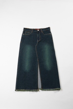 Load image into Gallery viewer, T-stained denim skirt
