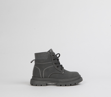 Load image into Gallery viewer, Chunky ankle boot
